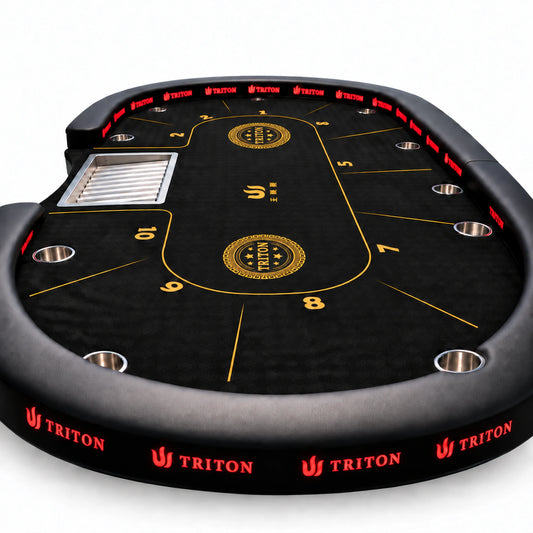 table de poker haut de gamme triton vue latérale accoudoir noir rack de jetons et accoudoir noir